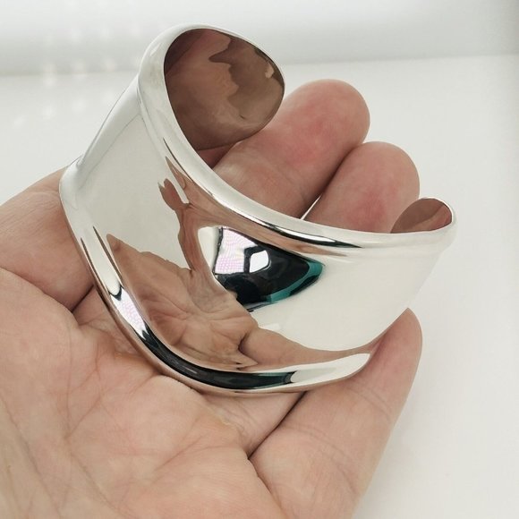 7" Tiffany & Co Left Bone Cuff Bracelet by Elsa Peretti in Sterling Silver - Picture 8 of 8